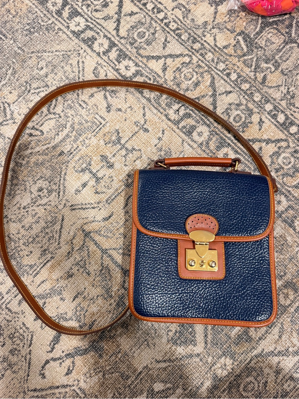 Dooney and Bourke All Weather Leather Crossbody Vintage 90s Y2K Navy